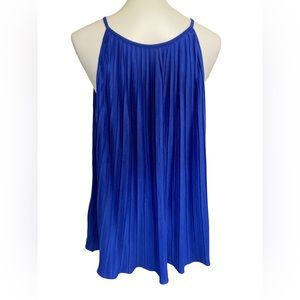 Banana Republic Size M￼ Pleated Loose Flowing Sleeveless￼ Blue Tunic Top
